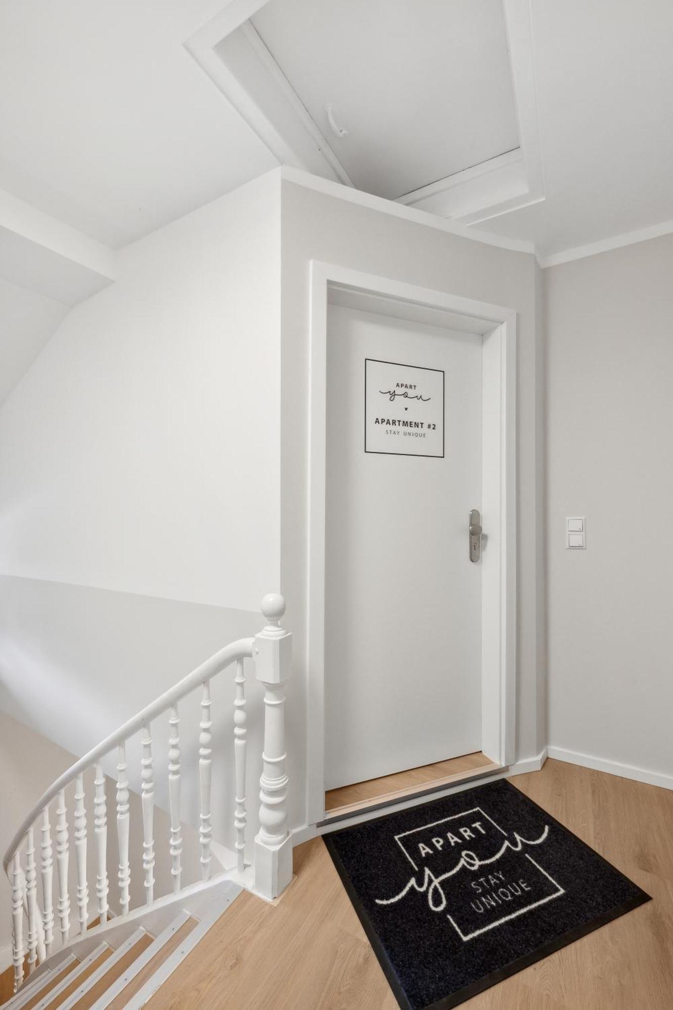 Altstadt Apartment Am Wasser Mit Parkplatz Und Grossem Garten Бад-Кройцнах Екстер'єр фото